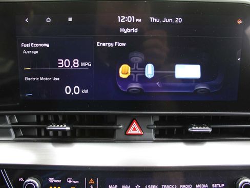 New 2025 Kia Sportage EX image 42