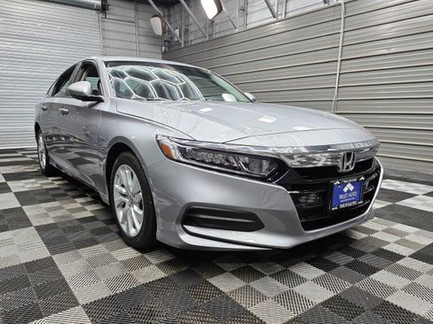 Used 2020 Honda Accord LX image 5