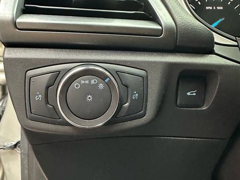 Used 2016 Ford Fusion SE image 13