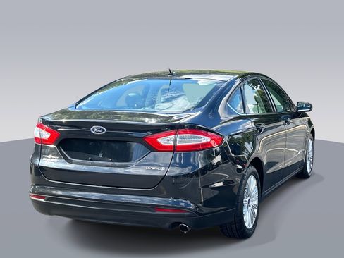 Used 2014 Ford Fusion S image 3