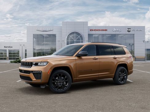 New 2026 Jeep Grand Cherokee L Limited AWD/4WD image 2