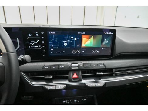 Used 2025 Kia K4 GT-Line image 15