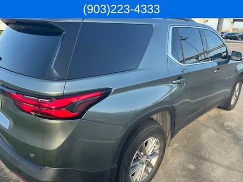 Used 2023 Chevrolet Traverse LT FWD image 7