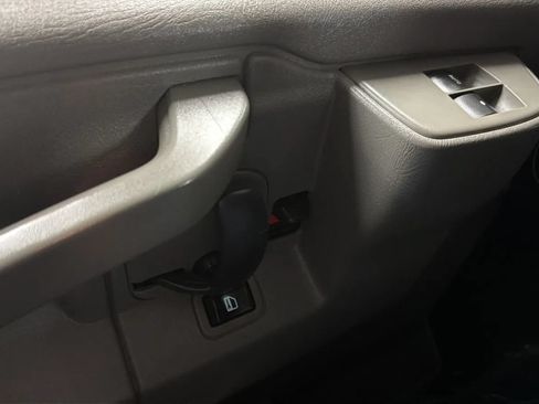 Used 2019 Chevrolet Express 2500 w/ Driver Convenience Package RWD image 14