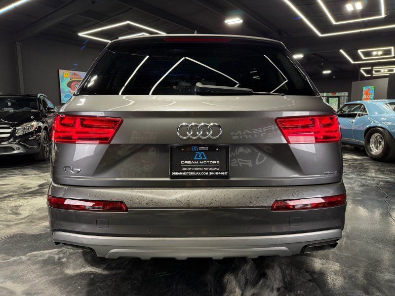 Used 2019 Audi Q7 2.0T Premium Plus w/ Premium Plus Package AWD/4WD image 6