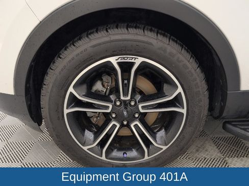 Used 2015 Ford Explorer Sport w/ Equipment Group 401A AWD/4WD image 18
