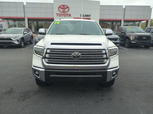Used 2018 Toyota Tundra Limited w/ Limited Premium Package AWD/4WD image 3