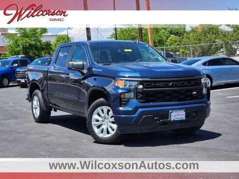 Used 2023 Chevrolet Silverado 1500 Custom AWD/4WD image 1