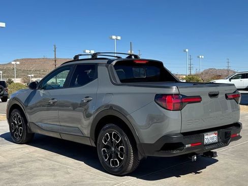 Used 2023 Hyundai Santa Cruz SEL Premium image 4