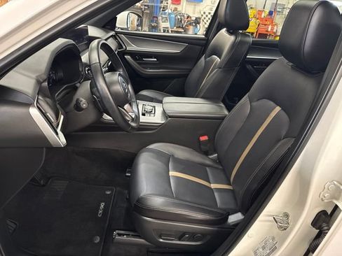 Used 2025 MAZDA CX-90 Plug-In Hybrid w/ Premium Plus AWD/4WD image 11