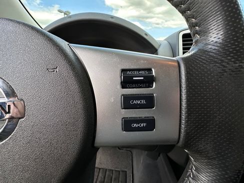 Used 2021 Nissan Frontier PRO-4X w/ Pro-4x Utility Package AWD/4WD image 33