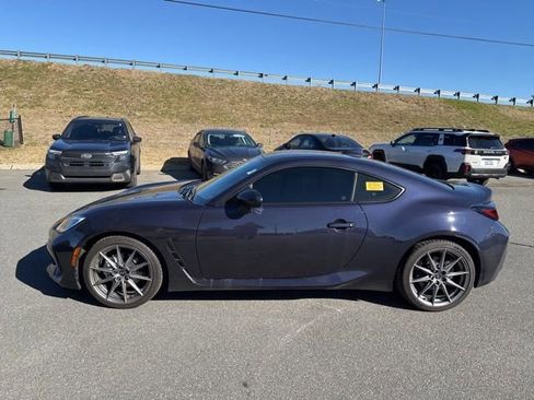 Certified 2025 Subaru BRZ Limited image 4