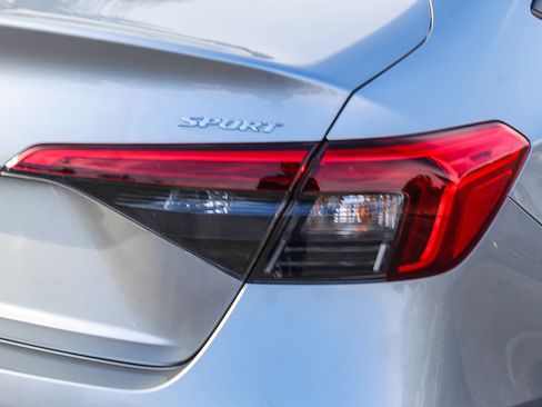 Used 2023 Honda Civic Sport image 7