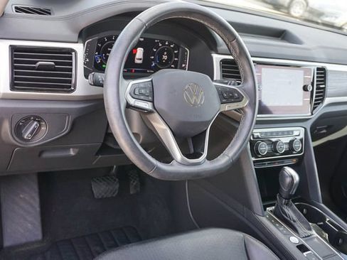 Used 2022 Volkswagen Atlas SE FWD image 13