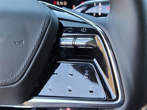 New 2026 Cadillac Lyriq V image 22