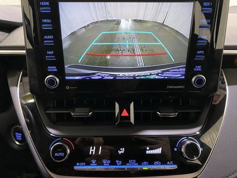 Certified 2022 Toyota Corolla SE image 18