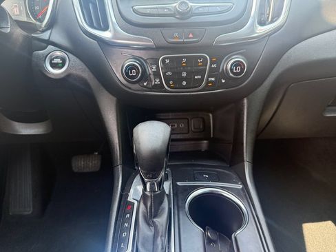 Used 2024 Chevrolet Equinox LT AWD/4WD image 15