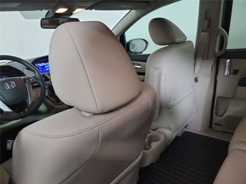 Used 2016 Honda Odyssey EX-L image 13