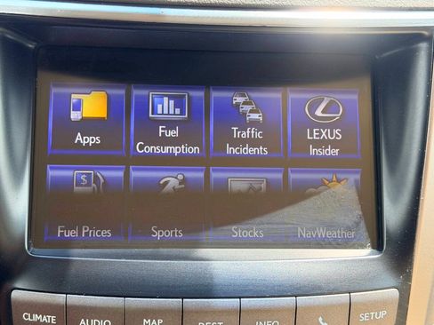 Used 2013 Lexus LX 570 4WD w/ Luxury Pkg image 52