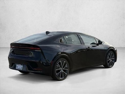 Used 2023 Toyota Prius Limited image 5