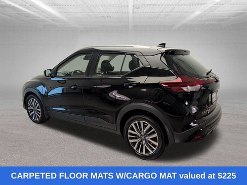 Certified 2022 Nissan Kicks SV FWD image 4