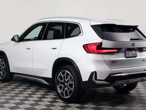 Used 2025 BMW X1 xDrive28i w/ Premium Package image 6