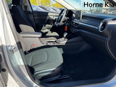 Used 2021 Kia Forte LXS image 26