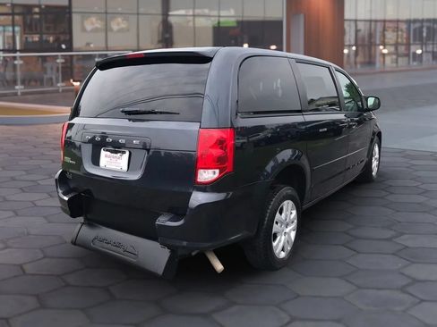 Used 2014 Dodge Grand Caravan SE w/ Quick Order Package 29E SE FWD image 6