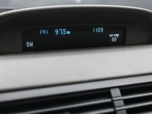 Used 2011 Ford Focus SEL w/ 301A Rapid Spec Order Code FWD image 32