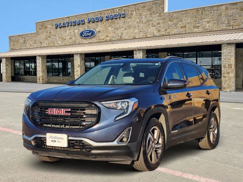 Used 2018 GMC Terrain SLT w/ Preferred Package image 2