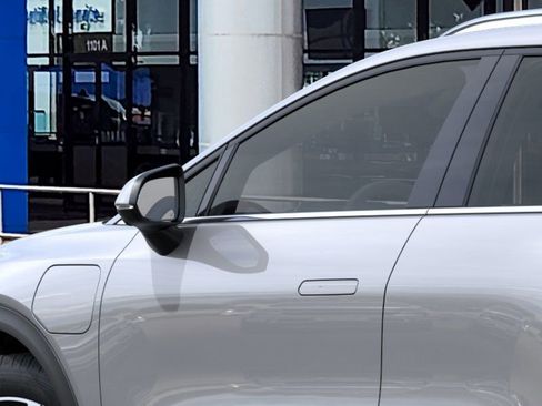 New 2026 Chevrolet Equinox EV LT image 12