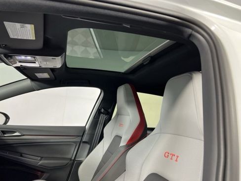 Used 2024 Volkswagen GTI Autobahn image 22