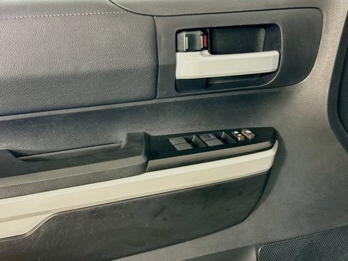 Used 2021 Toyota Tundra SR5 RWD image 19