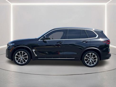 Used 2024 BMW X5 sDrive40i image 23