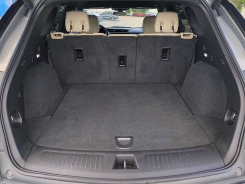 Used 2018 Cadillac XT5 FWD image 25