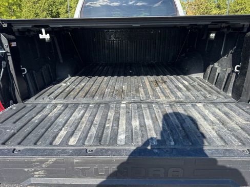 Used 2025 Toyota Tundra Platinum AWD/4WD image 17