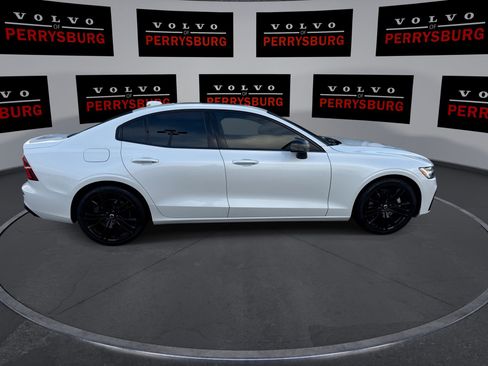 Used 2023 Volvo S60 B5 Plus w/ Climate Package image 9