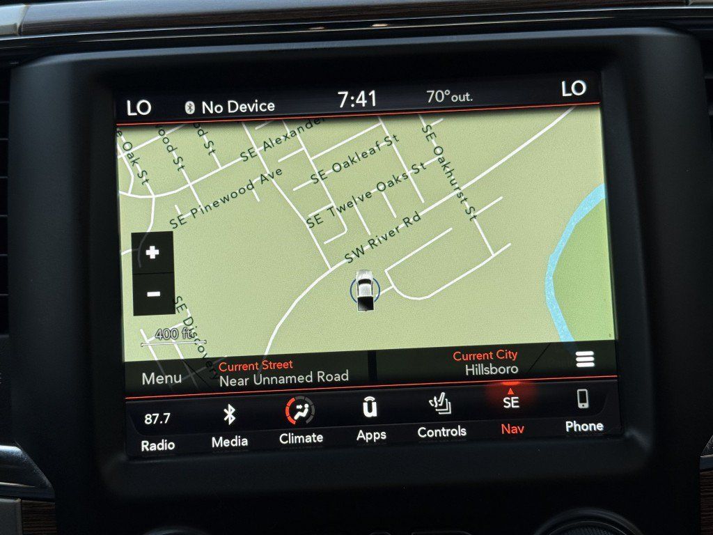 Used 2019 RAM 1500 Laramie AWD/4WD image 34