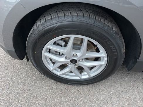 Used 2024 Ford Edge SEL image 19