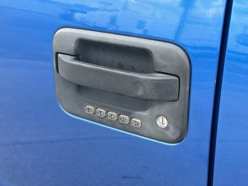 Used 2013 Ford F150 Raptor w/ Luxury Equipment Group AWD/4WD image 22