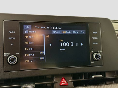 Used 2025 Kia Sportage LX image 21