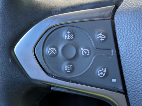 Used 2023 Chevrolet Traverse RS w/ LPO, Floor Liner Package AWD/4WD image 18