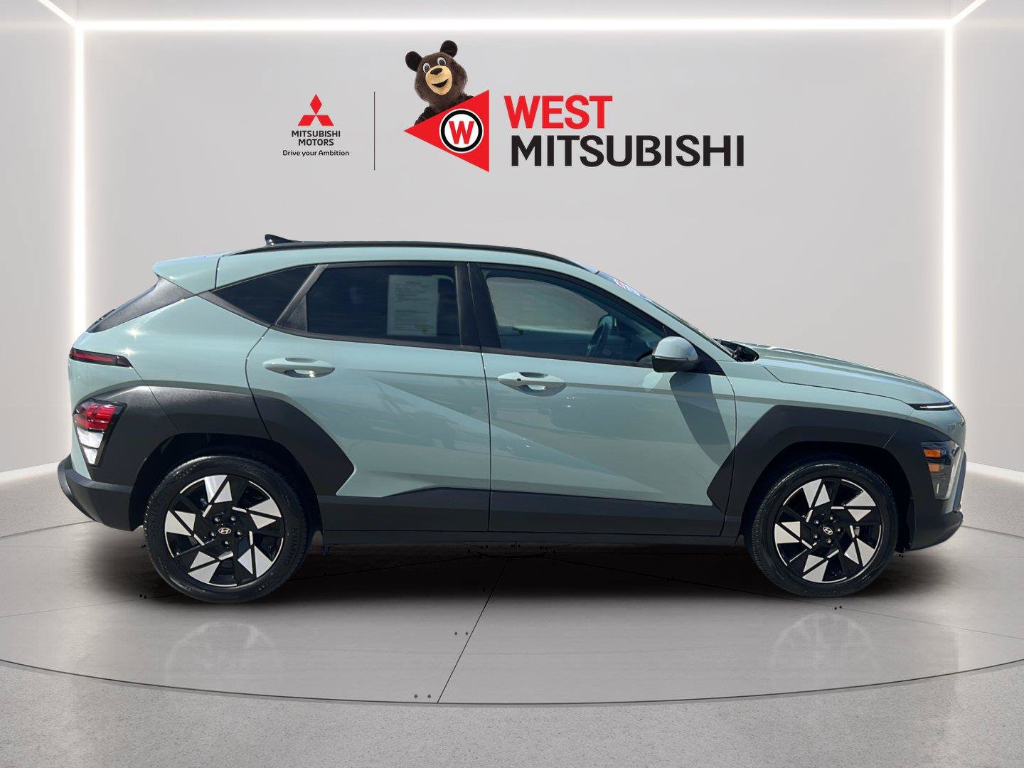 Used 2024 Hyundai Kona SEL FWD image 6