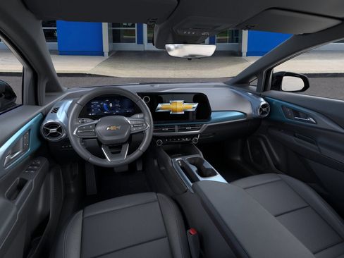 New 2026 Chevrolet Equinox EV LT image 39