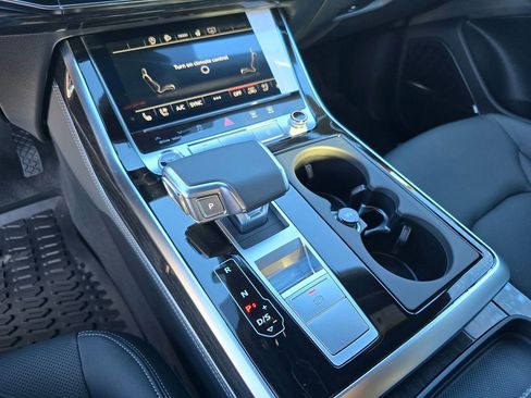 New 2026 Audi Q8 Premium Plus image 30