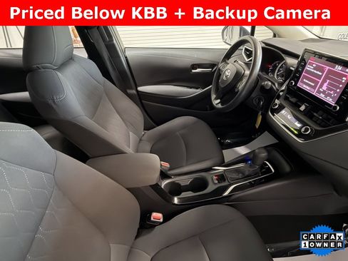 Used 2021 Toyota Corolla LE image 18