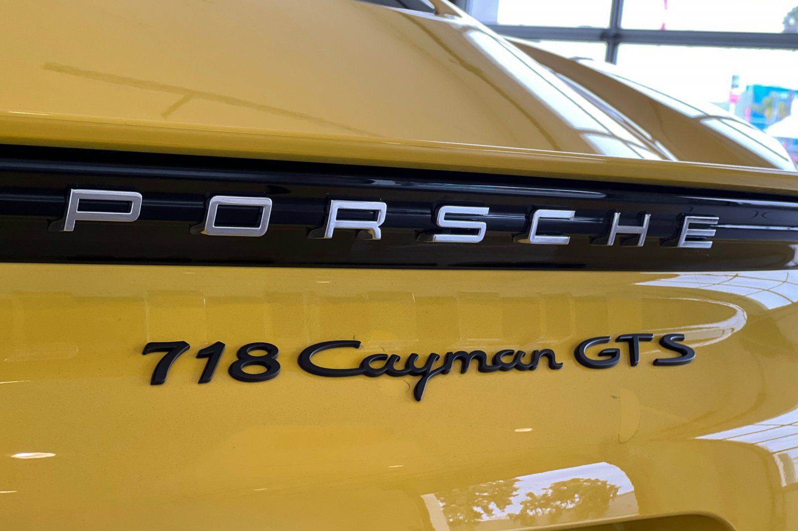 Used 2025 Porsche 718 Cayman GTS RWD image 25