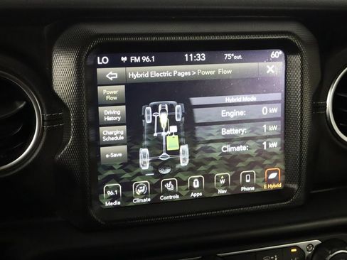 Used 2022 Jeep Wrangler Unlimited Sahara w/ Cold Weather Group AWD/4WD image 32