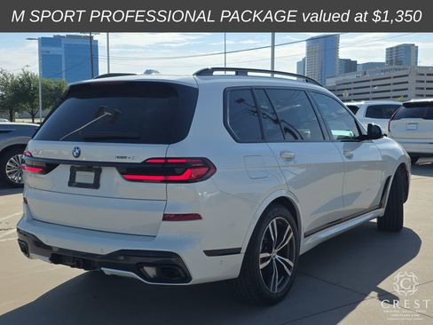 Used 2024 BMW X7 xDrive40i w/ M Sport Package image 6