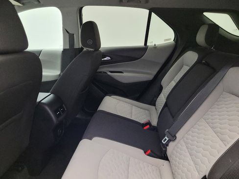 Used 2020 Chevrolet Equinox LT AWD/4WD image 18
